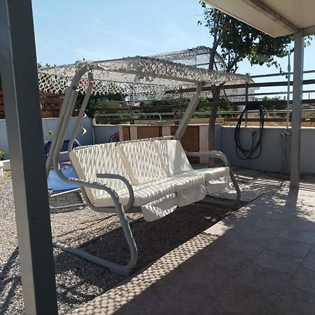 Filio'S Loft Near Airport Villa Artemida  Buitenkant foto