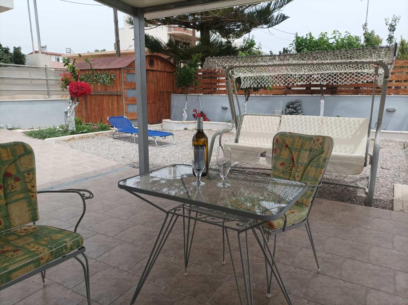 Filio'S Loft Near Airport Villa Artemida  Buitenkant foto