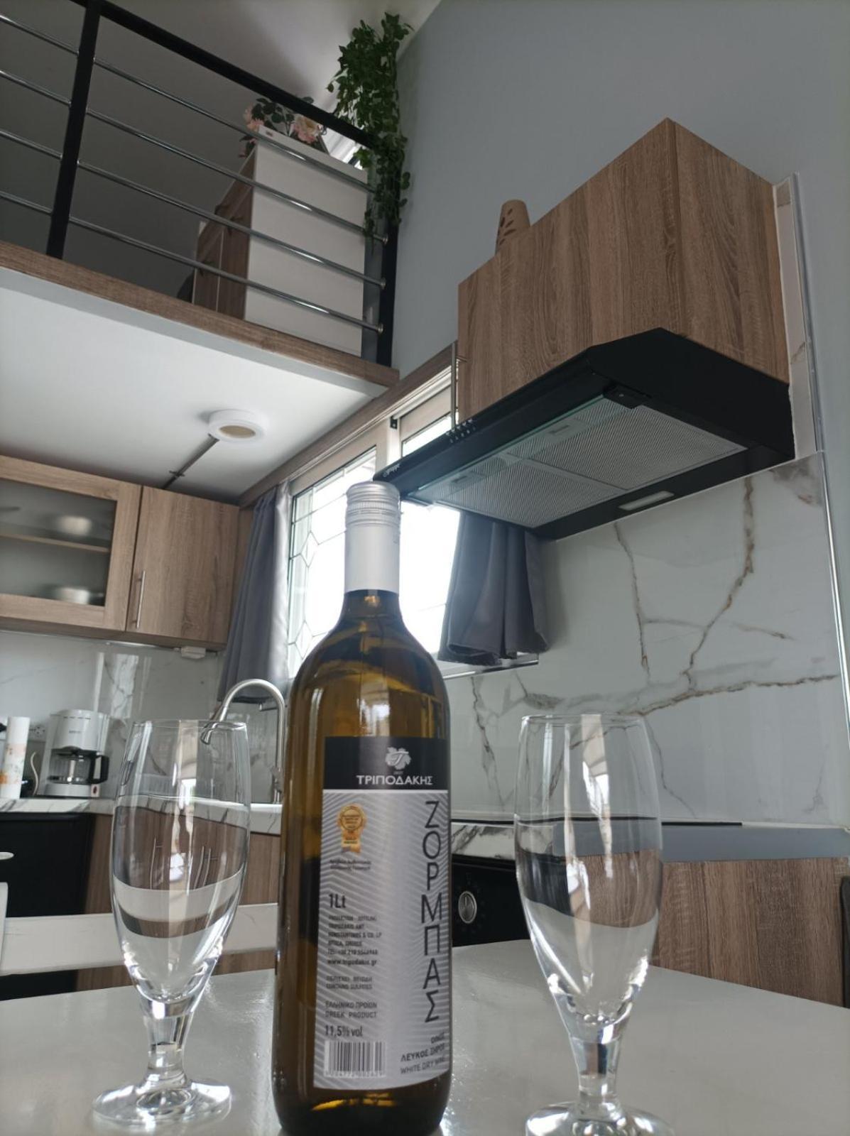 Filio'S Loft Near Airport Villa Artemida  Buitenkant foto